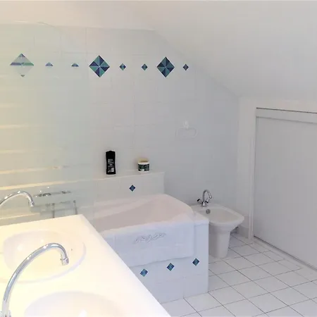 Bed & Breakfast Saint Donatien 3*